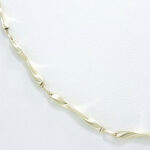 Ženska verižica LUNICA MINI, valovita. Zlatarna BB - Branimir Boršič. Slovensko poreklo. Na voljo: rumeno zlato, belo zlato, rdeče zlato.