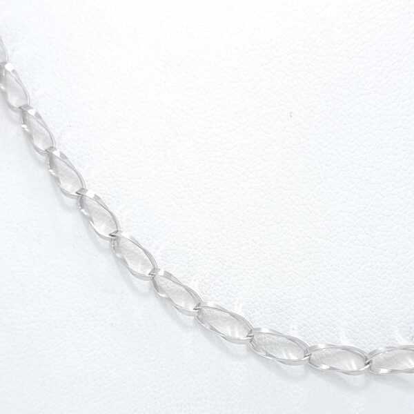 Ženska verižica ODA MAXI. Zlatarna BB - Branimir Boršič. Slovensko poreklo. Na voljo: rumeno, belo in rdeče zlato.