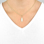 Ženski obesek FANY, za verižico. Zlatarna BB - Branimir Boršič. Slovensko poreklo. Na voljo: rumeno, belo in rdeče zlato.