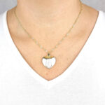 Ženski obesek ROSE, za verižico. Zlatarna BB - Branimir Boršič. Slovensko poreklo. Na voljo: rumeno, belo in rdeče zlato.