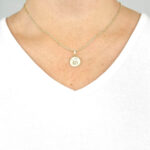 Ženski obesek ANGEL 1, za verižico. Zlatarna BB - Branimir Boršič. Slovensko poreklo. Na voljo: rumeno, belo in rdeče zlato.