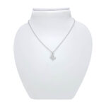 Ženski obesek BUTTERFLY, za verižico. Zlatarna BB - Branimir Boršič. Slovensko poreklo. Na voljo: rumeno, belo in rdeče zlato.