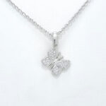 Ženski obesek BUTTERFLY, za verižico. Zlatarna BB - Branimir Boršič. Slovensko poreklo. Na voljo: rumeno, belo in rdeče zlato.