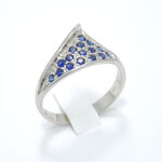 Ženski prstan MELANY, zlati prstani, zaročni prstani, poročni prstani. Zlatarna BB - Branimir Boršič. Slovensko poreklo. Belo, rumeno zlato.