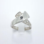 Ženski prstan BLAIR, zlati prstani, zaročni prstani, poročni prstani. Zlatarna BB - Branimir Boršič. Slovensko poreklo. Belo, rumeno zlato.