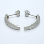 Ženski uhani MIA, zlati uhani. Zlatarna BB - Branimir Boršič. Slovensko poreklo. Na voljo: rumeno, belo in rdeče zlato.