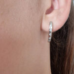 Ženski uhani MIA, zlati uhani. Zlatarna BB - Branimir Boršič. Slovensko poreklo. Na voljo: rumeno, belo in rdeče zlato.