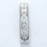 Ženski uhani EMILY, zlati uhani. Zlatarna BB - Branimir Boršič. Slovensko poreklo. Na voljo: rumeno, belo in rdeče zlato.