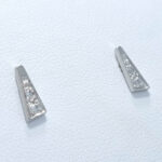 Ženski uhani ARIA, zlati uhani. Zlatarna BB - Branimir Boršič. Slovensko poreklo. Na voljo: rumeno, belo in rdeče zlato.