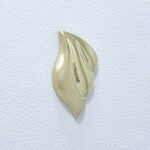 Ženski uhani SCARLET, zlati uhani. Zlatarna BB - Branimir Boršič. Slovensko poreklo. Na voljo: rumeno, belo in rdeče zlato.