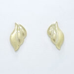 Ženski uhani SCARLET, zlati uhani. Zlatarna BB - Branimir Boršič. Slovensko poreklo. Na voljo: rumeno, belo in rdeče zlato.