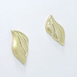 Ženski uhani SCARLET, zlati uhani. Zlatarna BB - Branimir Boršič. Slovensko poreklo. Na voljo: rumeno, belo in rdeče zlato.