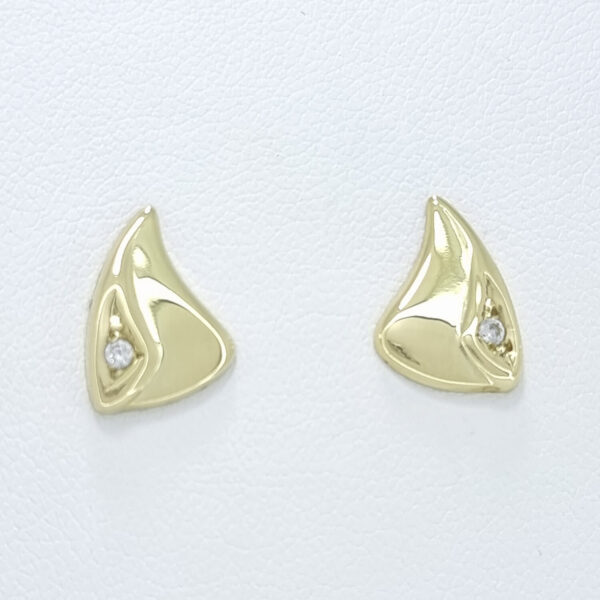 Ženski uhani ASTRA, zlati uhani. Zlatarna BB - Branimir Boršič. Slovensko poreklo. Na voljo: rumeno, belo in rdeče zlato.