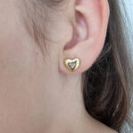 Ženski uhani AMBER, zlati uhani. Zlatarna BB - Branimir Boršič. Slovensko poreklo. Na voljo: rumeno, belo in rdeče zlato.