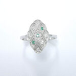 Ženski prstan LORELEI, zlati prstani, zaročni prstani, poročni prstani. Zlatarna BB - Branimir Boršič. Slovensko poreklo. Belo, rumeno zlato.