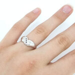 Ženski prstan ZELDA, zlati prstani, zaročni prstani, poročni prstani. Zlatarna BB - Branimir Boršič. Slovensko poreklo. Belo, rumeno zlato.