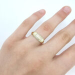 Ženski prstan LEONE, zlati prstani, zaročni prstani, poročni prstani. Zlatarna BB - Branimir Boršič. Slovensko poreklo. Belo, rumeno zlato.