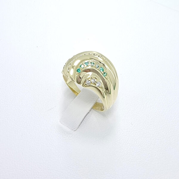 Ženski prstan AZURE, zlati prstani, zaročni prstani, poročni prstani. Zlatarna BB - Branimir Boršič. Slovensko poreklo. Belo, rumeno zlato.