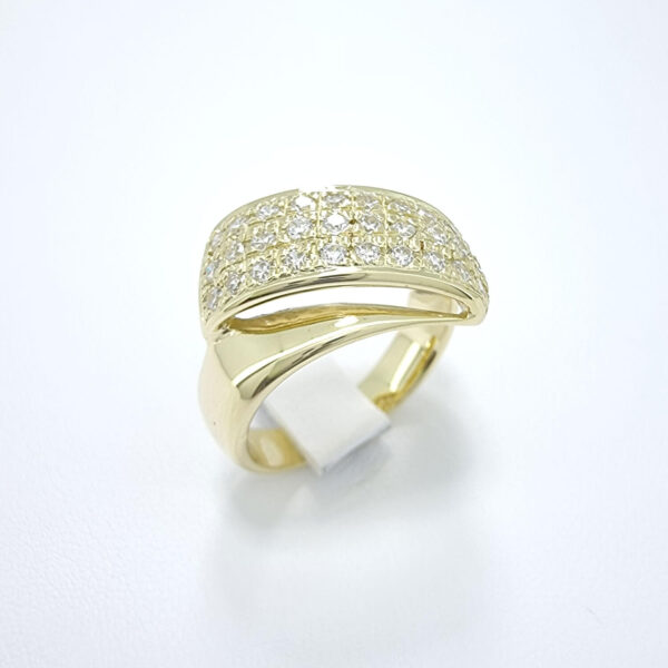 Ženski prstan AVERY, zlati prstani, zaročni prstani, poročni prstani. Zlatarna BB - Branimir Boršič. Slovensko poreklo. Belo, rumeno zlato.