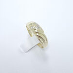 Ženski prstan QUINN, zlati prstani, zaročni prstani, poročni prstani. Zlatarna BB - Branimir Boršič. Slovensko poreklo. Belo, rumeno zlato.