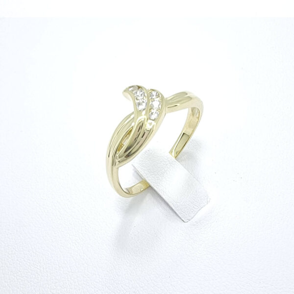 Ženski prstan ADRIANA, zlati prstani, zaročni prstani, poročni prstani. Zlatarna BB - Branimir Boršič. Slovensko poreklo. Belo, rumeno zlato.