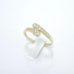 Ženski prstan ALEXA, zlati prstani, zaročni prstani, poročni prstani. Zlatarna BB - Branimir Boršič. Slovensko poreklo. Belo, rumeno zlato.