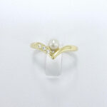 Ženski prstan EVELYN, zlati prstani, zaročni prstani, poročni prstani. Zlatarna BB - Branimir Boršič. Slovensko poreklo. Belo, rumeno zlato.