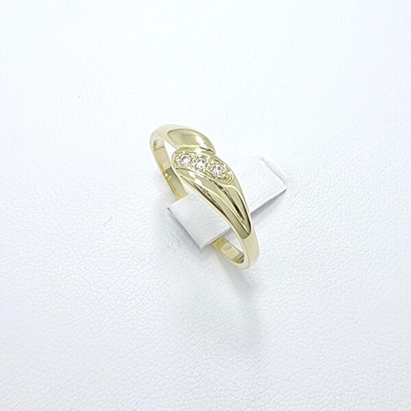 Ženski prstan GAYALEN, zlati prstani, zaročni prstani, poročni prstani. Zlatarna BB - Branimir Boršič. Slovensko poreklo. Belo, rumeno zlato.