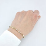 Ženska zapestnica LUNICA MAXI, valovita, votla, zlata zapestnica, zaročna zapestnica, poročna zapestnica. Zlatarna BB - Branimir Boršič. Nakit po meri.