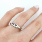 Ženski prstan BEXLEY, zlati prstani, zaročni prstani, poročni prstani. Zlatarna BB - Branimir Boršič. Slovensko poreklo. Belo, rumeno zlato.