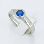 Ženski prstan DIEM, zlati prstani, zaročni prstani, poročni prstani. Zlatarna BB - Branimir Boršič. Slovensko poreklo. Belo, rumeno zlato.