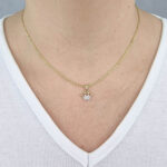 Ženski obesek OBESEK 9, za verižico. Zlatarna BB - Branimir Boršič. Slovensko poreklo. Na voljo: rumeno in belo zlato.