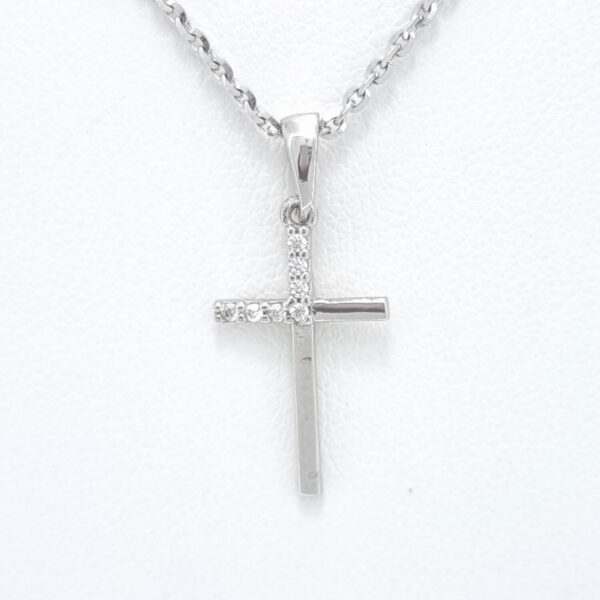 Ženski obesek OBESEK 12, za verižico. Zlatarna BB - Branimir Boršič. Slovensko poreklo. Na voljo: rumeno in belo zlato.