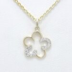 Ženski obesek OBESEK 18, za verižico. Zlatarna BB - Branimir Boršič. Slovensko poreklo. Na voljo: rumeno in belo zlato.