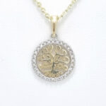 Ženski obesek OBESEK 21, za verižico. Zlatarna BB - Branimir Boršič. Slovensko poreklo. Na voljo: rumeno in belo zlato.