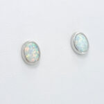 Ženski uhani UHANI 5, zlati uhani. Zlatarna BB - Branimir Boršič. Slovensko poreklo. Na voljo: rumeno, belo in rdeče zlato.