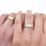 Poročna prstana SINERGY, zlati prstani, zaročni prstani, poročni prstani. Zlatarna BB - Branimir Boršič. Slovensko poreklo. Belo, rumeno zlato.