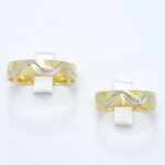 Poročna prstana WAVE, zlati prstani, zaročni prstani, poročni prstani. Zlatarna BB - Branimir Boršič. Slovensko poreklo. Belo, rumeno zlato.