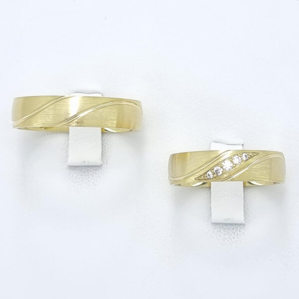 Poročna prstana JOY, zlati prstani, zaročni prstani, poročni prstani. Zlatarna BB - Branimir Boršič. Slovensko poreklo. Belo, rumeno zlato.