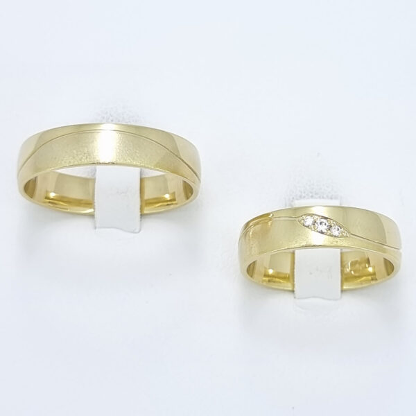 Poročna prstana FUTURE, zlati prstani, zaročni prstani, poročni prstani. Zlatarna BB - Branimir Boršič. Slovensko poreklo. Belo, rumeno zlato.