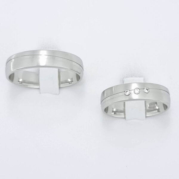 Poročna prstana SENSUAL, zlati prstani, zaročni prstani, poročni prstani. Zlatarna BB - Branimir Boršič. Slovensko poreklo. Belo, rumeno zlato.